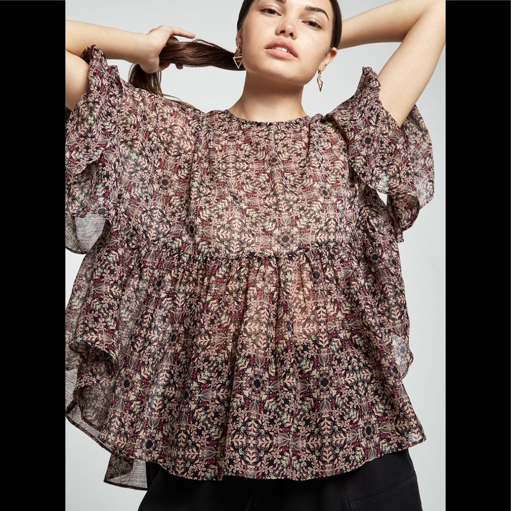 BCBGeneration 🌸Ruffle Top (r22) - Picture 2 of 6